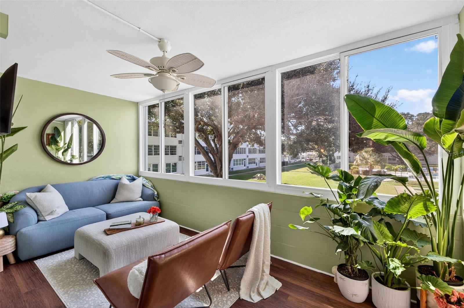 WINSTON GATEWAY ASSOC INC CONDO - Residential