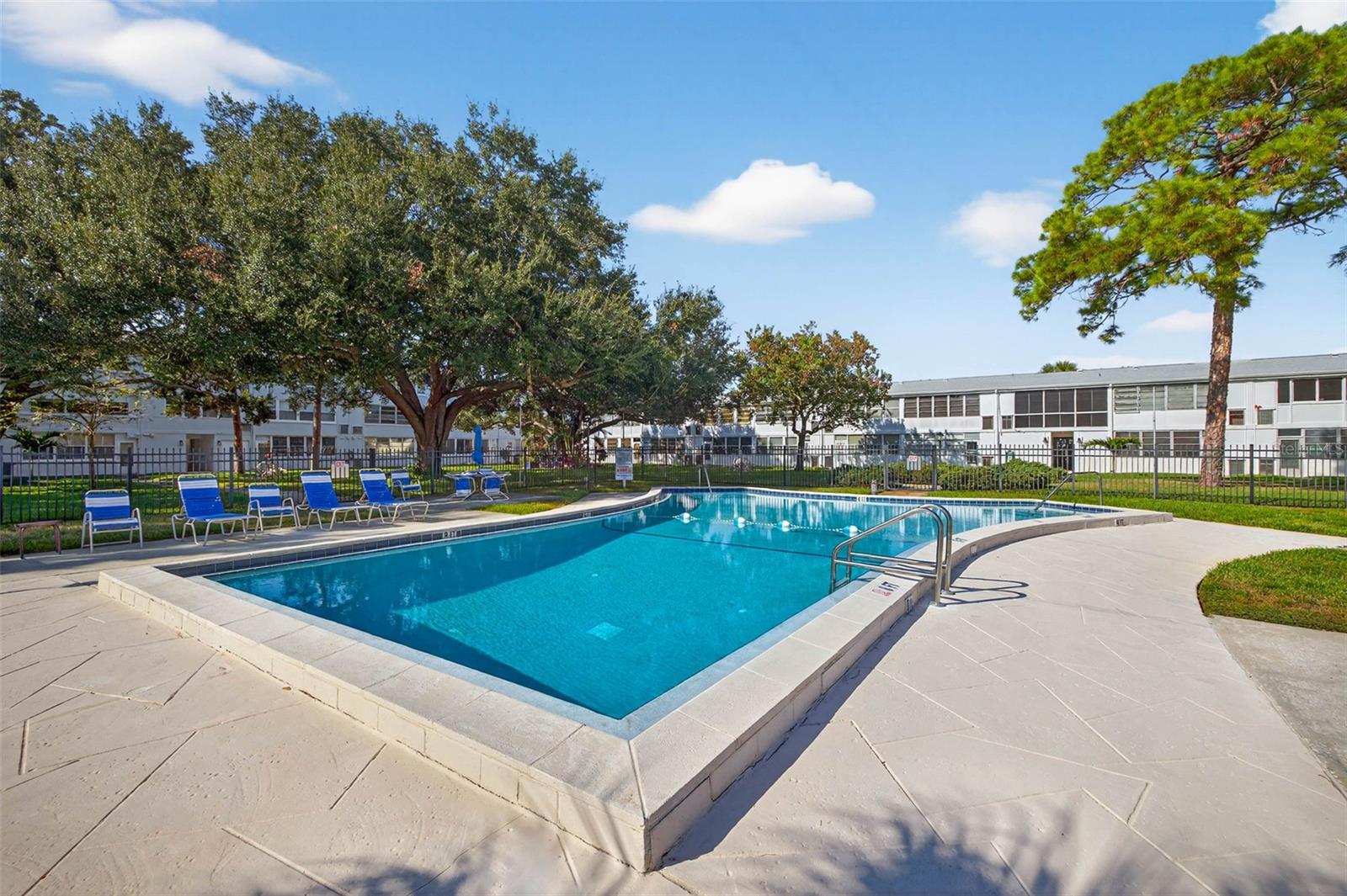 WINSTON GATEWAY ASSOC INC CONDO - Residential