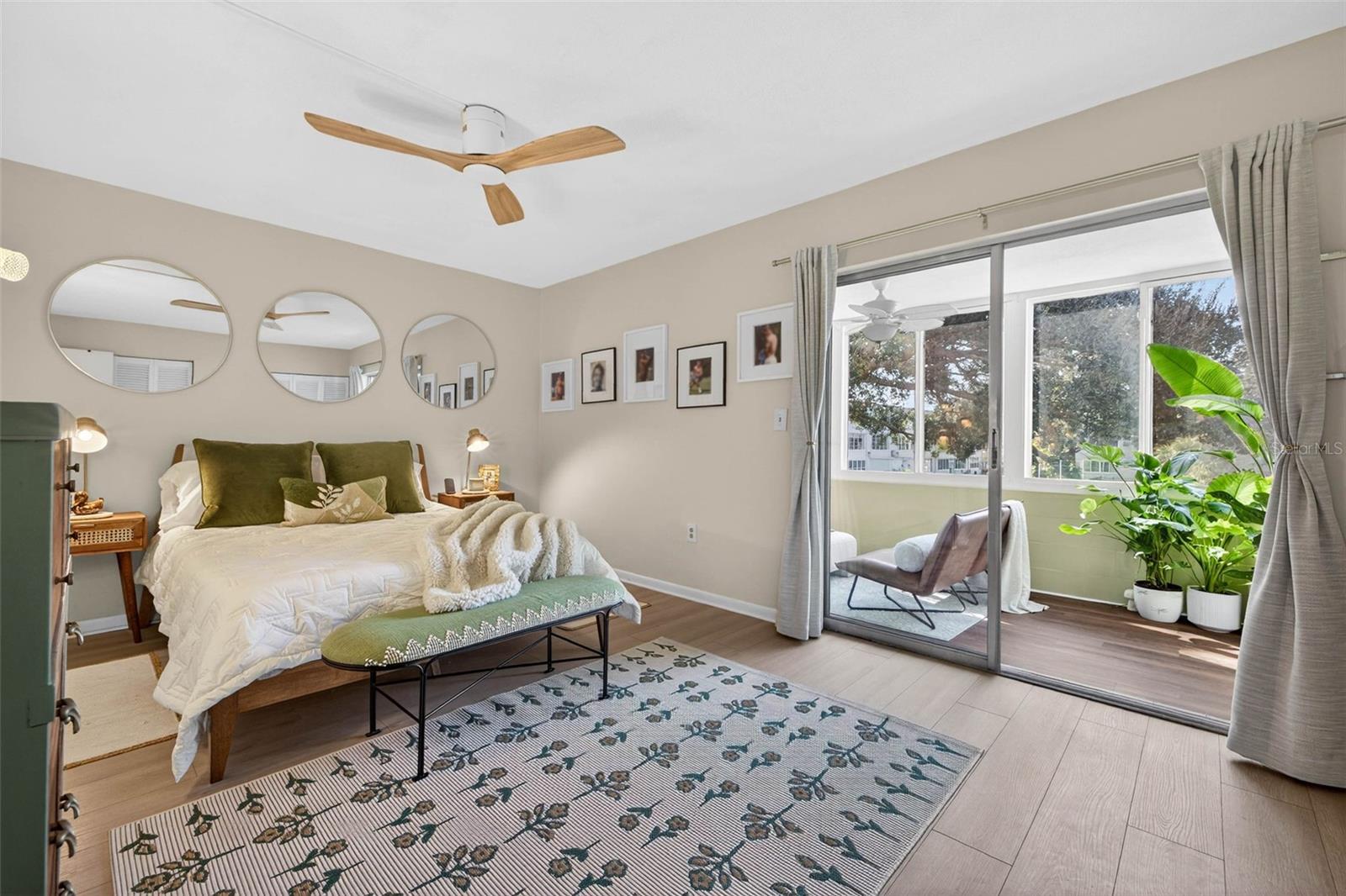 WINSTON GATEWAY ASSOC INC CONDO - Residential