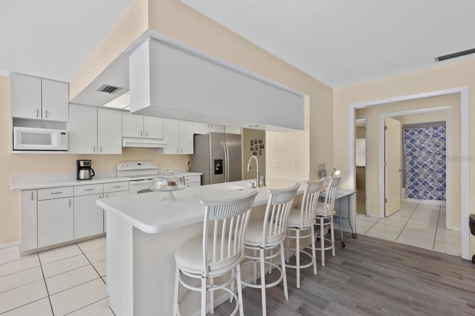 BUCCANEER BAY - Residential Lease