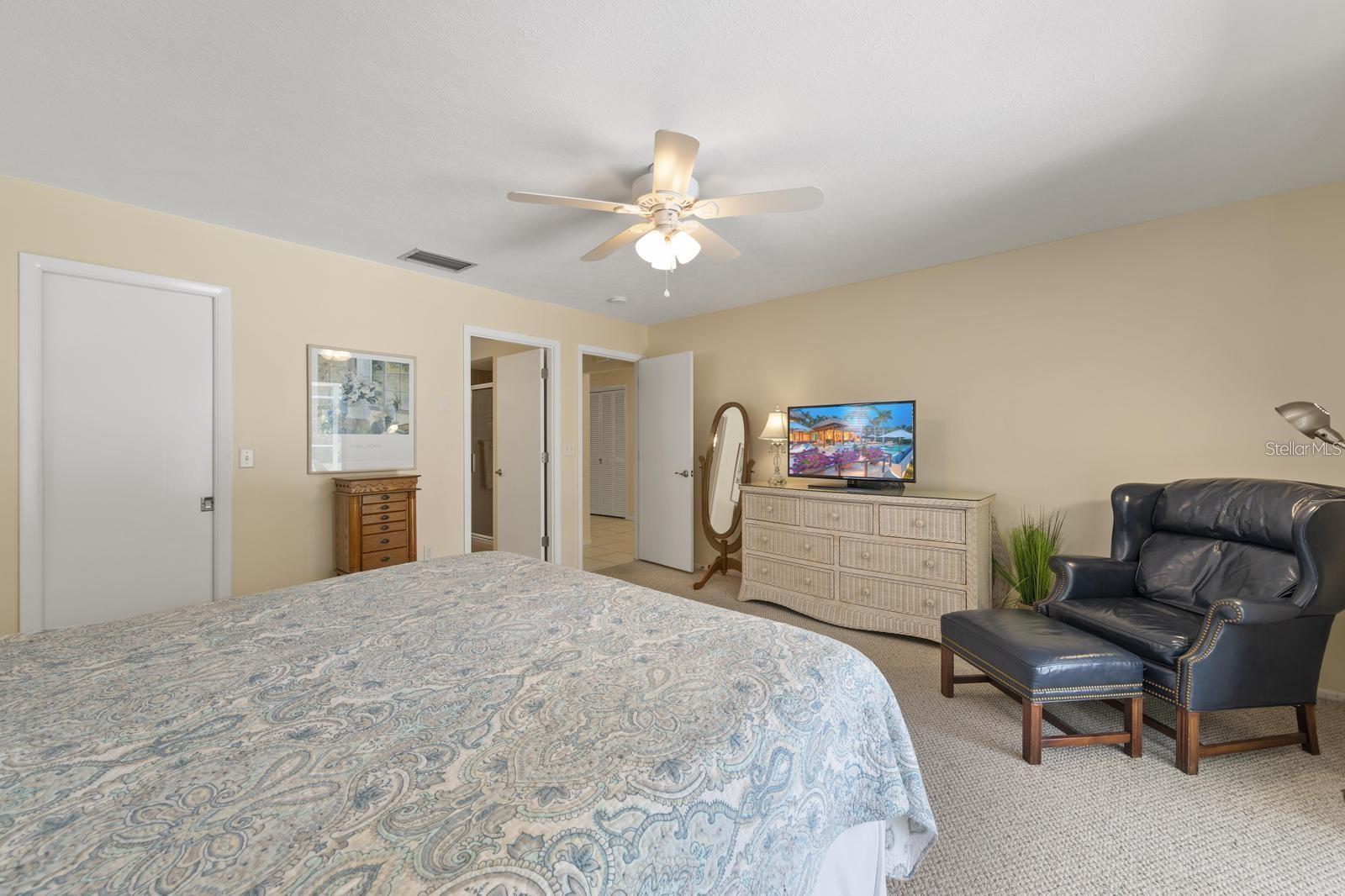 BUCCANEER BAY - Residential Lease