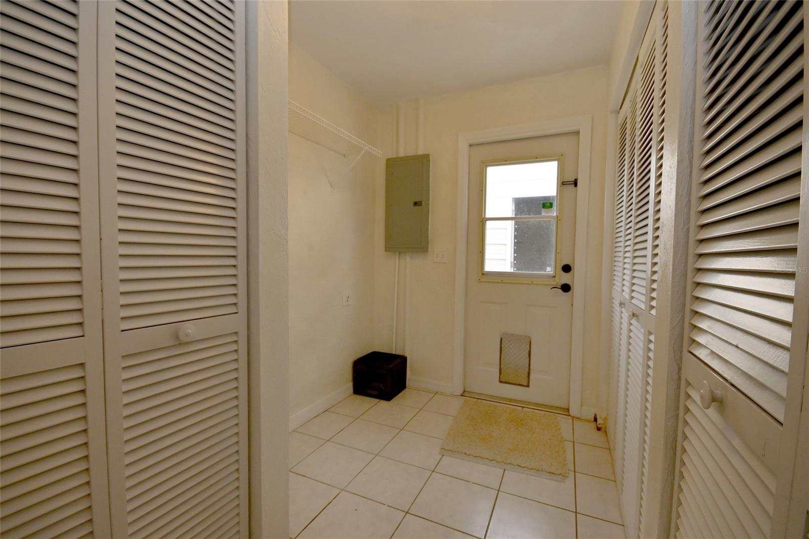 Florida Shores 01 - Residential