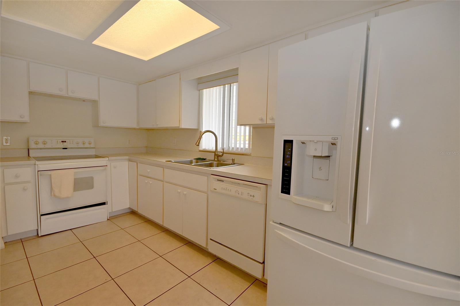 Florida Shores 01 - Residential