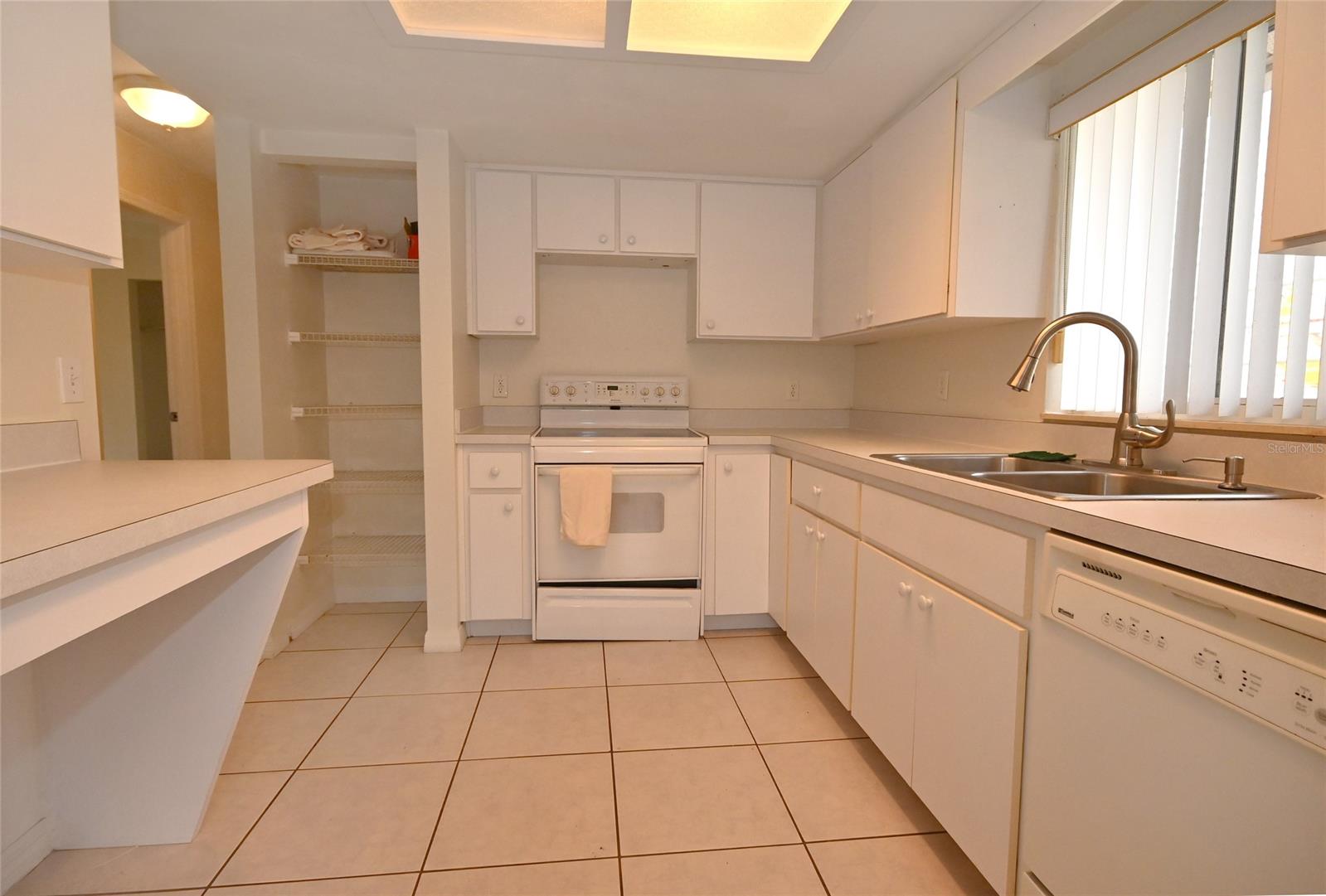 Florida Shores 01 - Residential