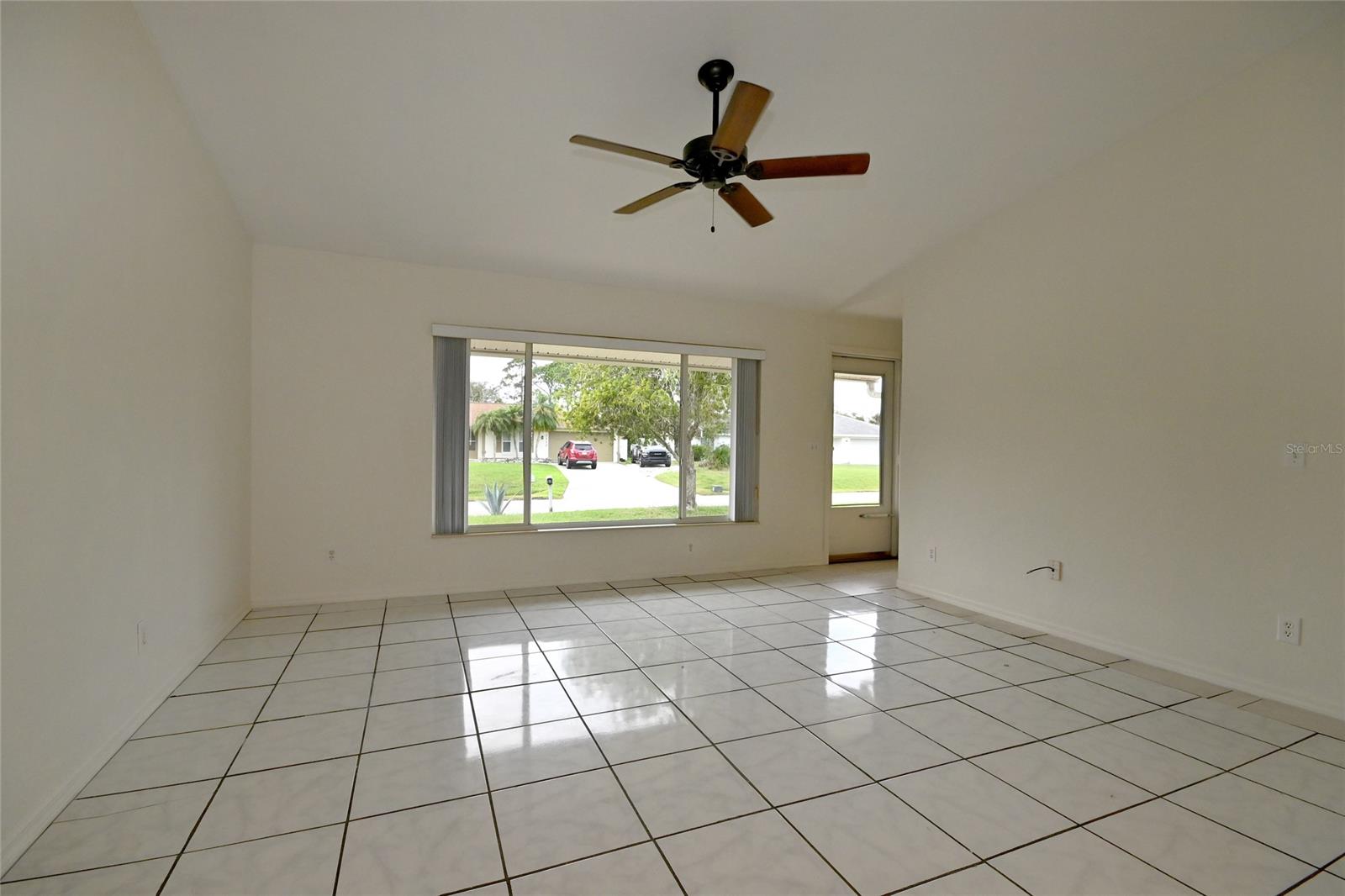 Florida Shores 01 - Residential