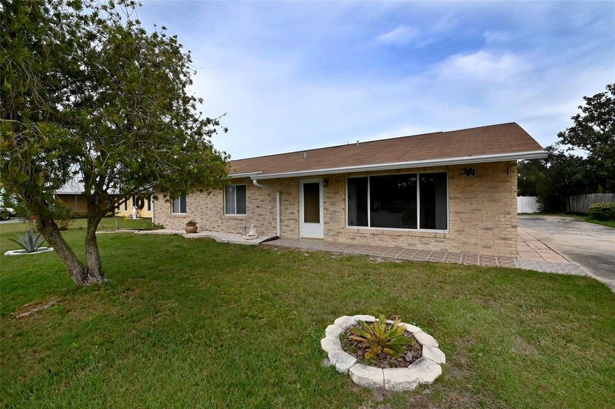 THIS SOLID BLOCK HOME SITS HIGH AND DRY ON LARGE LOT WITH TONS OF EXTRA PARKING AND THE ULTIMATE "MAN CAVE" IN THIS DETACHED TWO CAR GARAGE WITH NEW GARAGE DOOR OPENER.
THE HOME IS LIGHT AND BRIGHT WITH MANY WINDOWS, LARGE TILE IN THE LIVING AREAS AND THE NEW BERBER AND FRESH PAINT IN THE BEDROOMS.
LARGE KITCHEN HAS MANY CABINETS AND COUNTERTOPS, NEWER APPLIANCES AND BREAKFAST BAR FOR THE BUSY LIFESTYLE.
NEW A/C ADDS TO THE EFFICIENCY OF THE HOME.
LAUNDRY ROOM LEADS TO THE GARAGE AND EASY ACCESS TO THE KITSHCEN.
HUGE YARD IF FENCED IN THE BACK FOR PRIVACY.
THIS REALLY IS A MUST SEE! ;Water: City