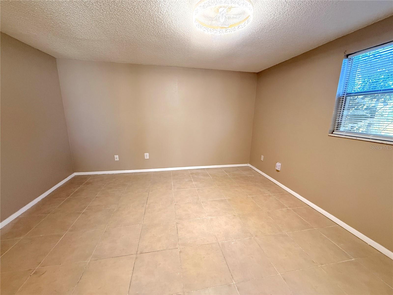 EMBASSY HILLS - Residential