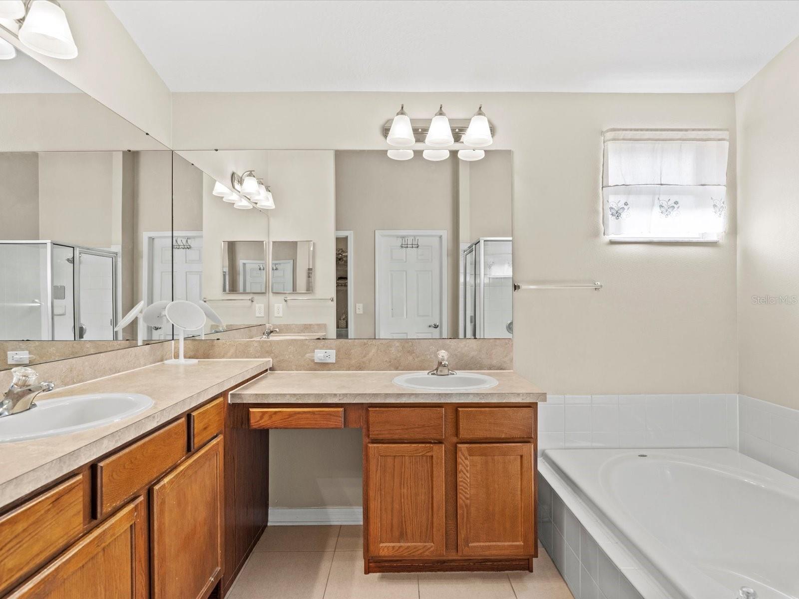 PINE RIDGE AT SUGAR CREEK PH 01 - Residential