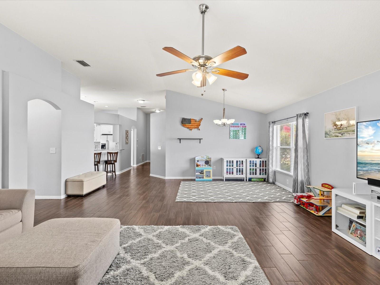 PINE RIDGE AT SUGAR CREEK PH 01 - Residential