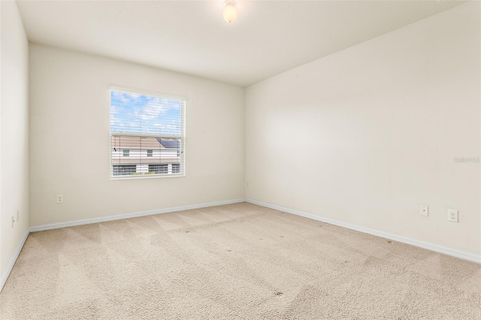 EAGLE PALM PH 4B - Residential Lease