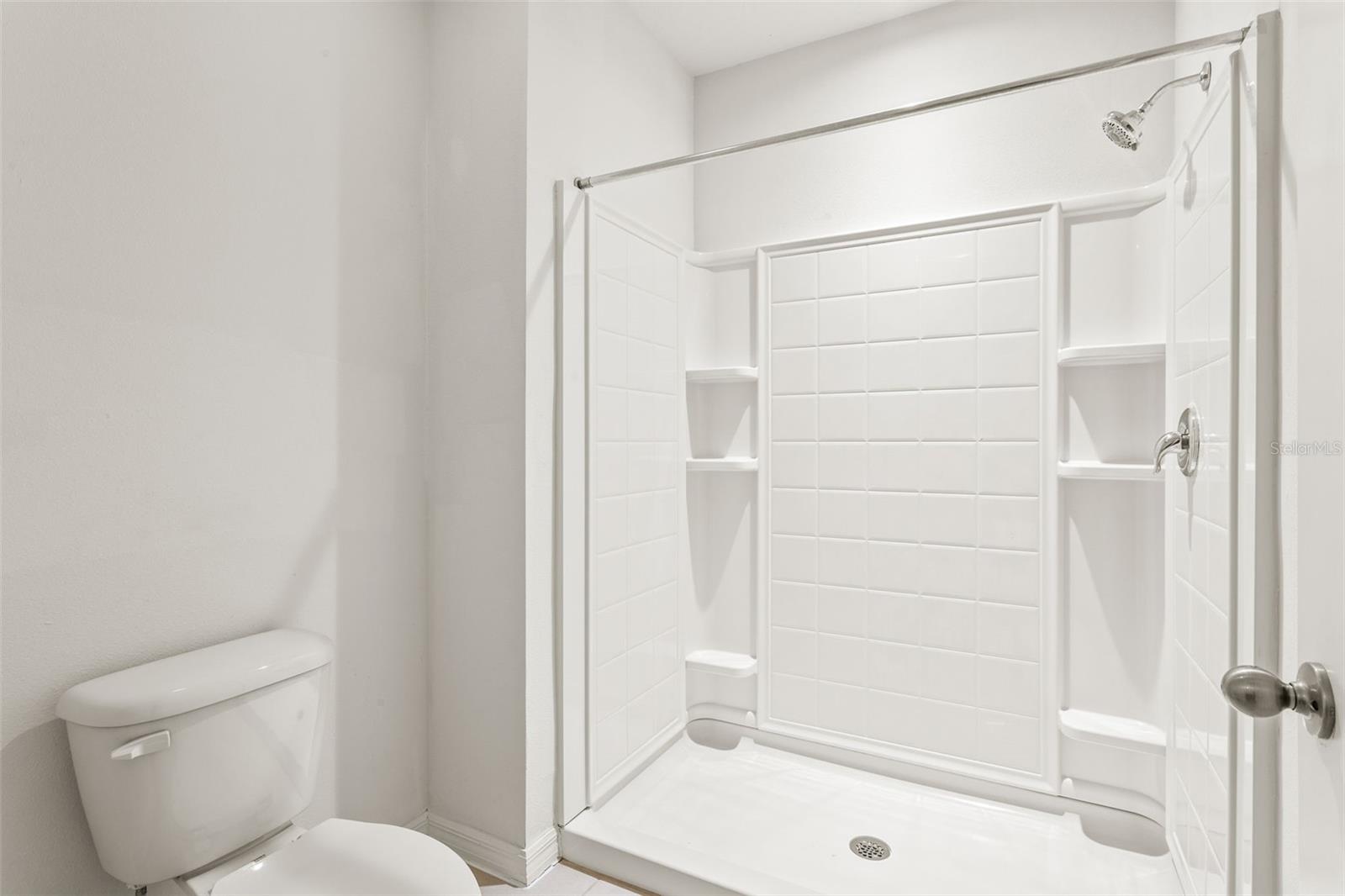 EAGLE PALM PH 4B - Residential Lease