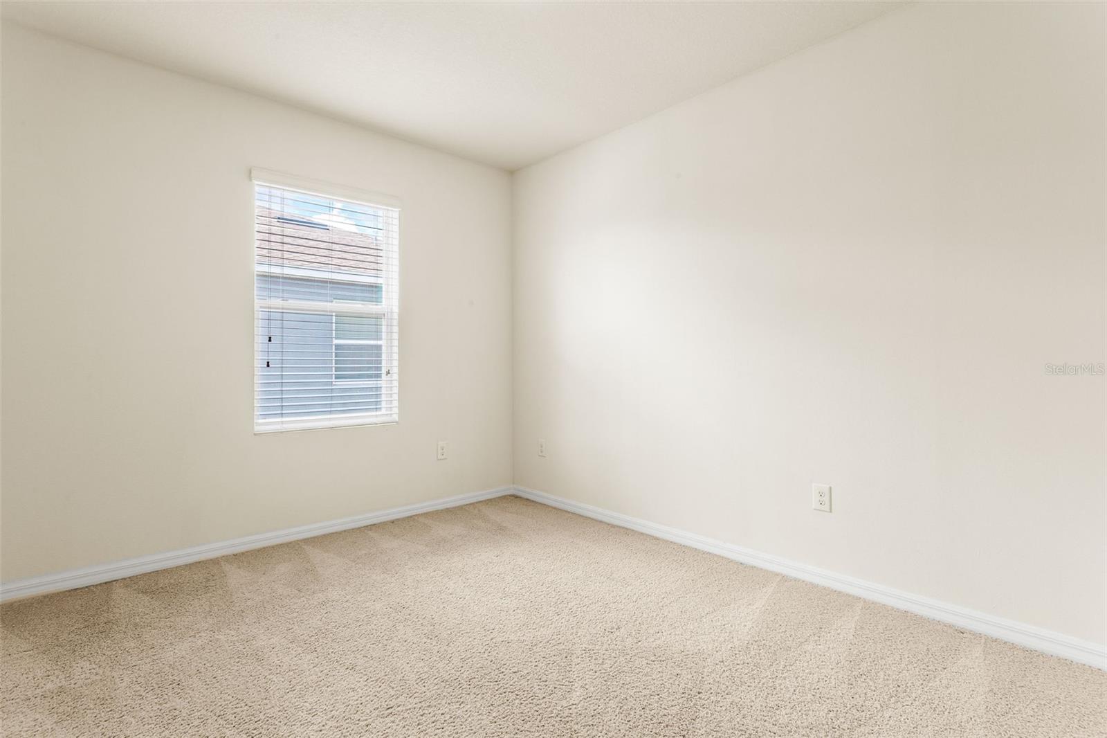 EAGLE PALM PH 4B - Residential Lease