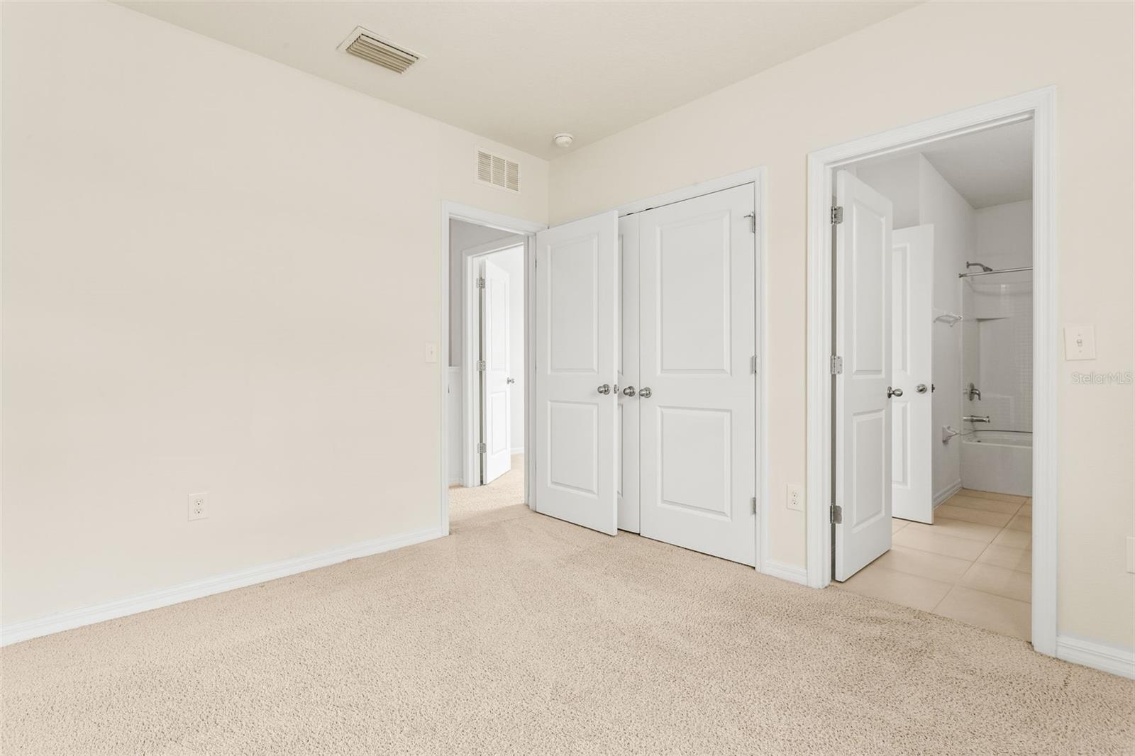 EAGLE PALM PH 4B - Residential Lease