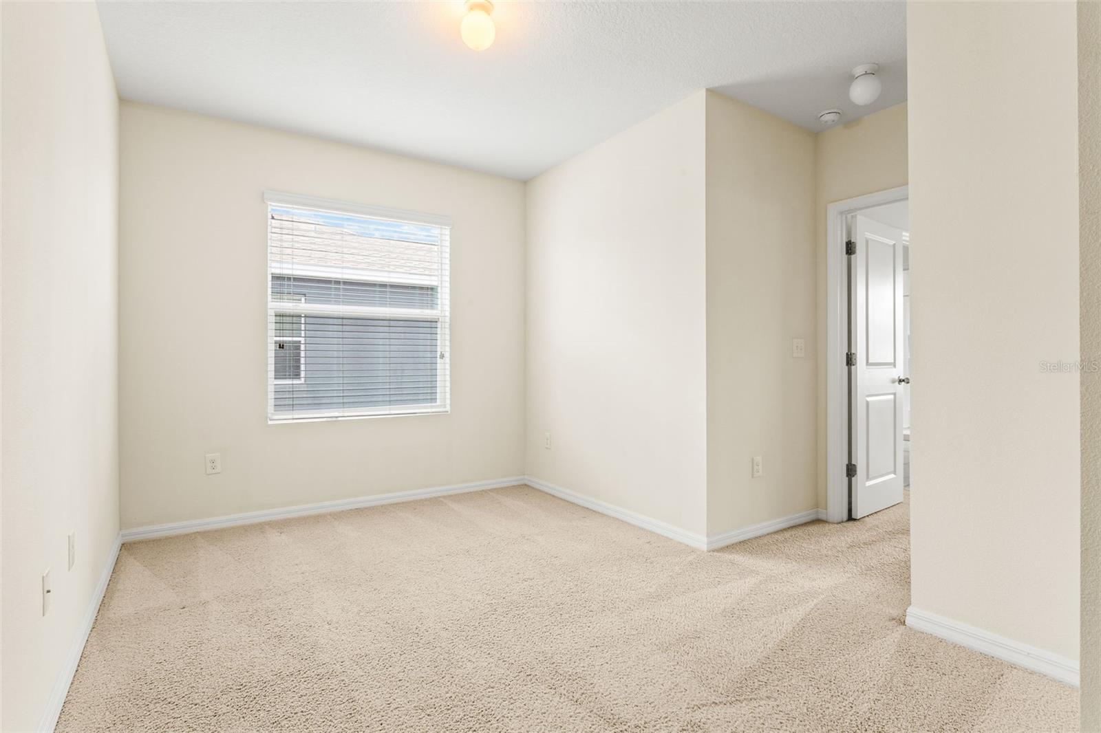 EAGLE PALM PH 4B - Residential Lease