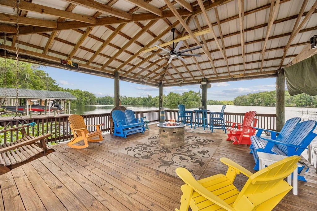 Photo of 329 Paradise Circle, Satsuma, FL 32189 (MLS # GC540449)