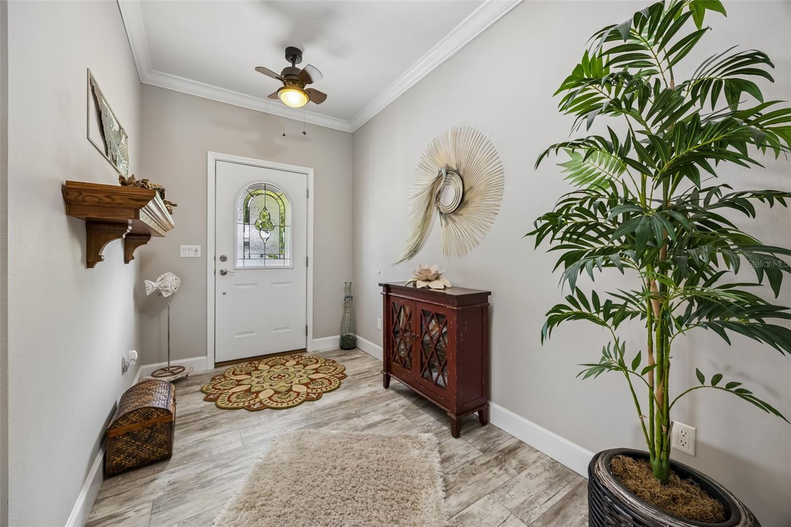 329 PARADISE CIRCLE