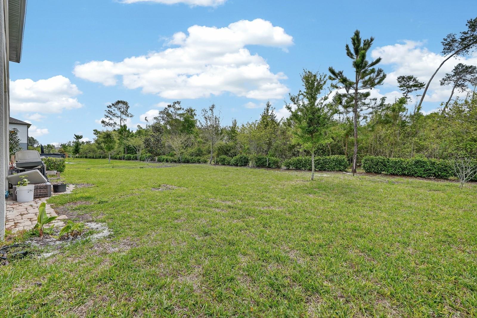 HAMPTON OAKS - Residential