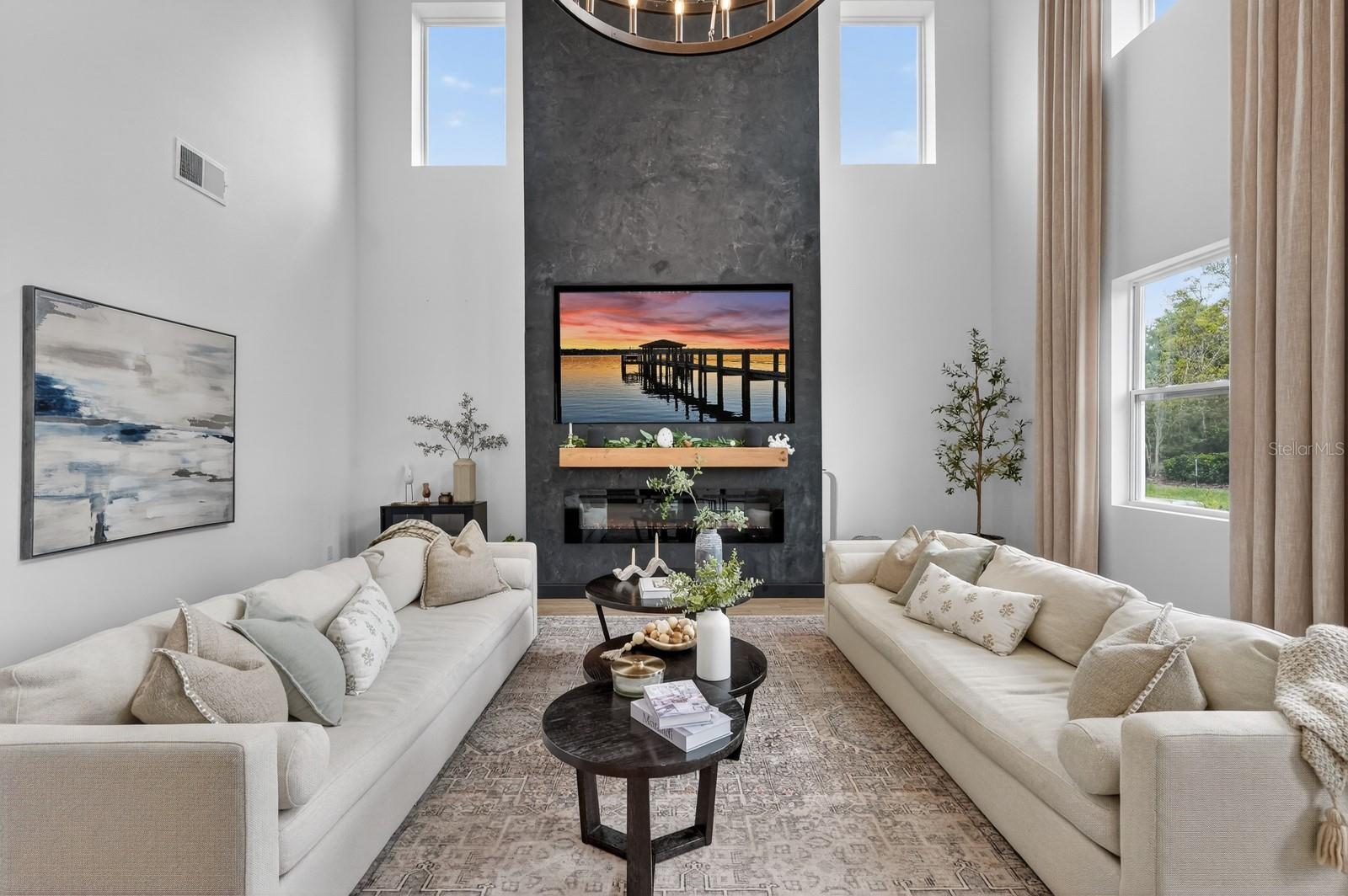 HAMPTON OAKS - Residential