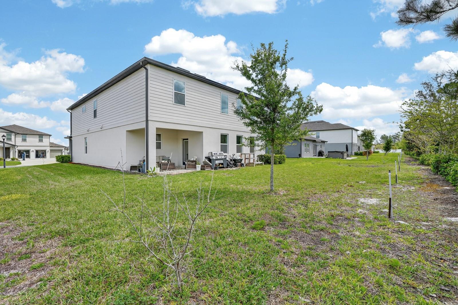 HAMPTON OAKS - Residential