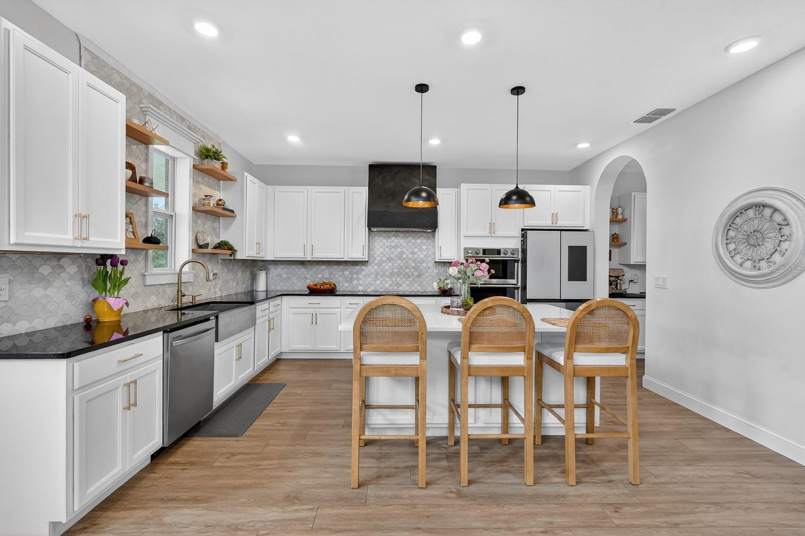 HAMPTON OAKS - Residential