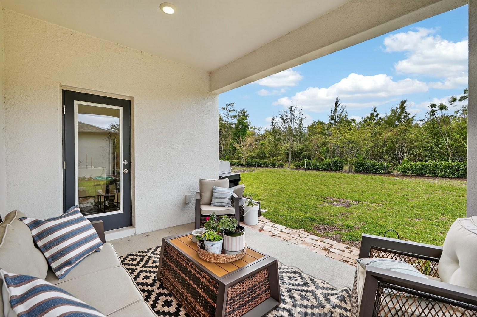 HAMPTON OAKS - Residential