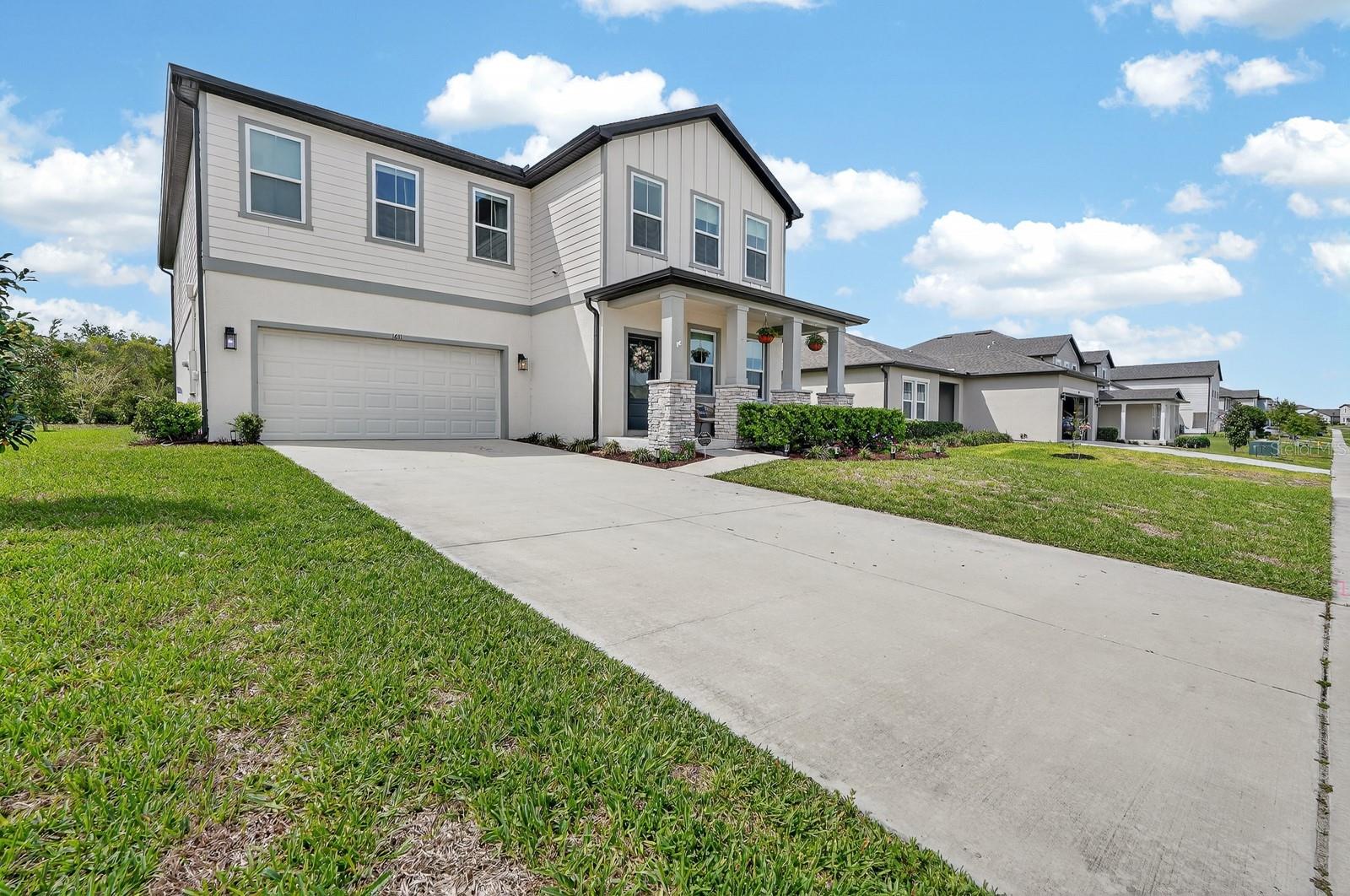 HAMPTON OAKS - Residential