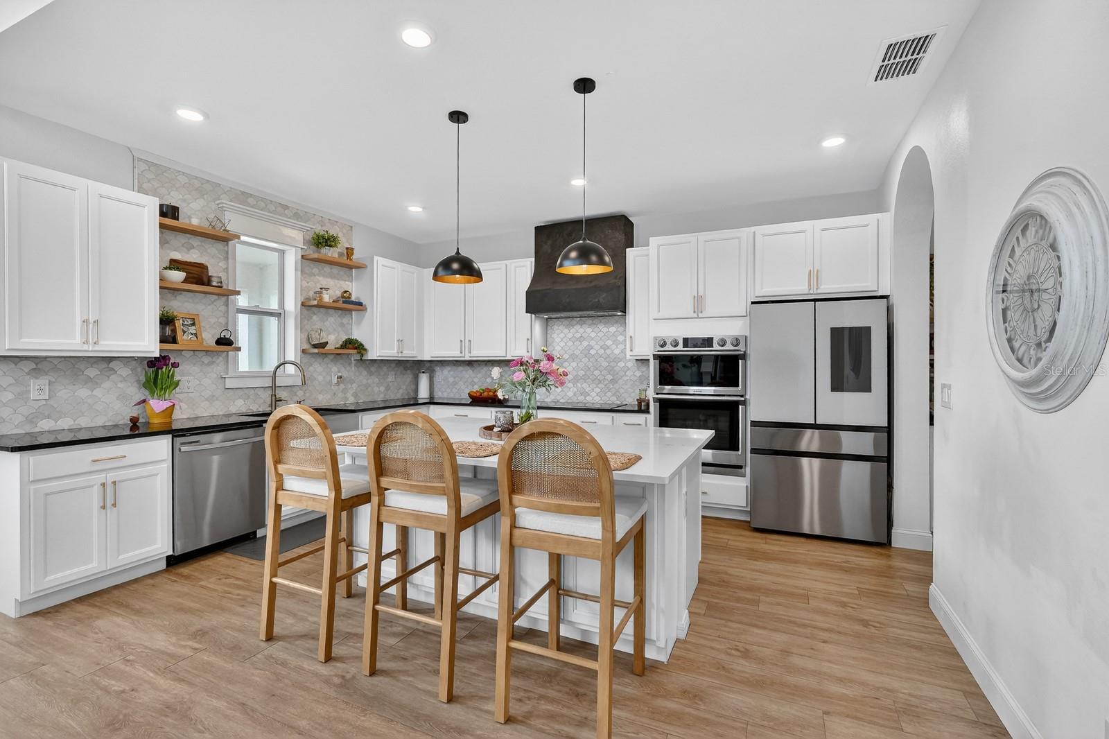 HAMPTON OAKS - Residential