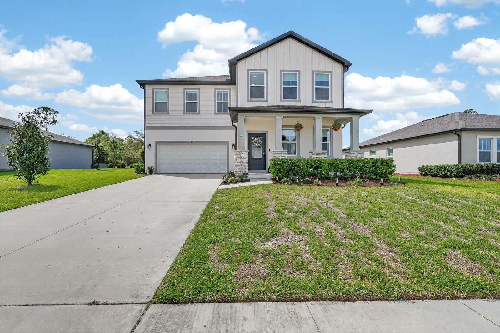 HAMPTON OAKS - Residential