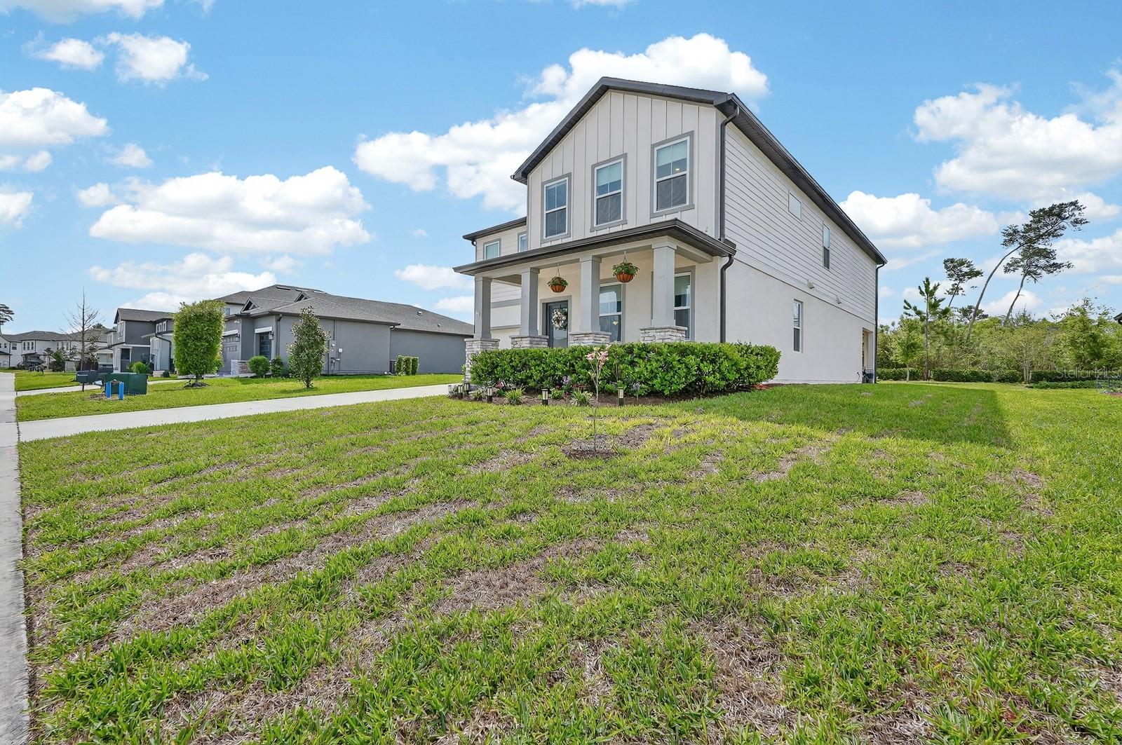 HAMPTON OAKS - Residential