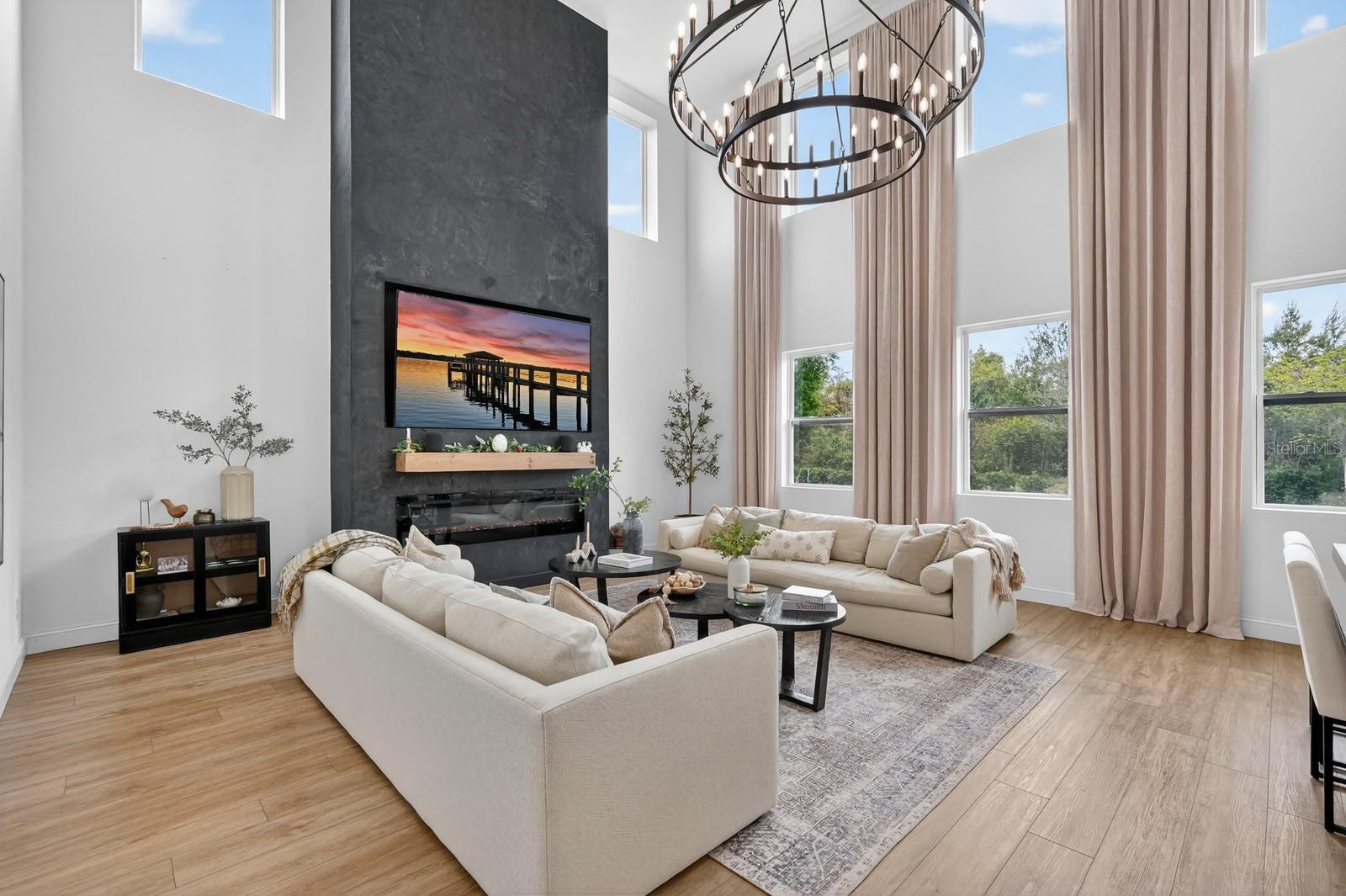 HAMPTON OAKS - Residential