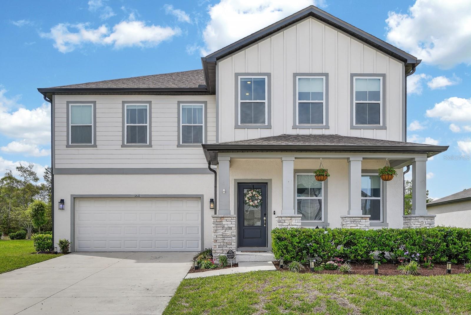 HAMPTON OAKS - Residential