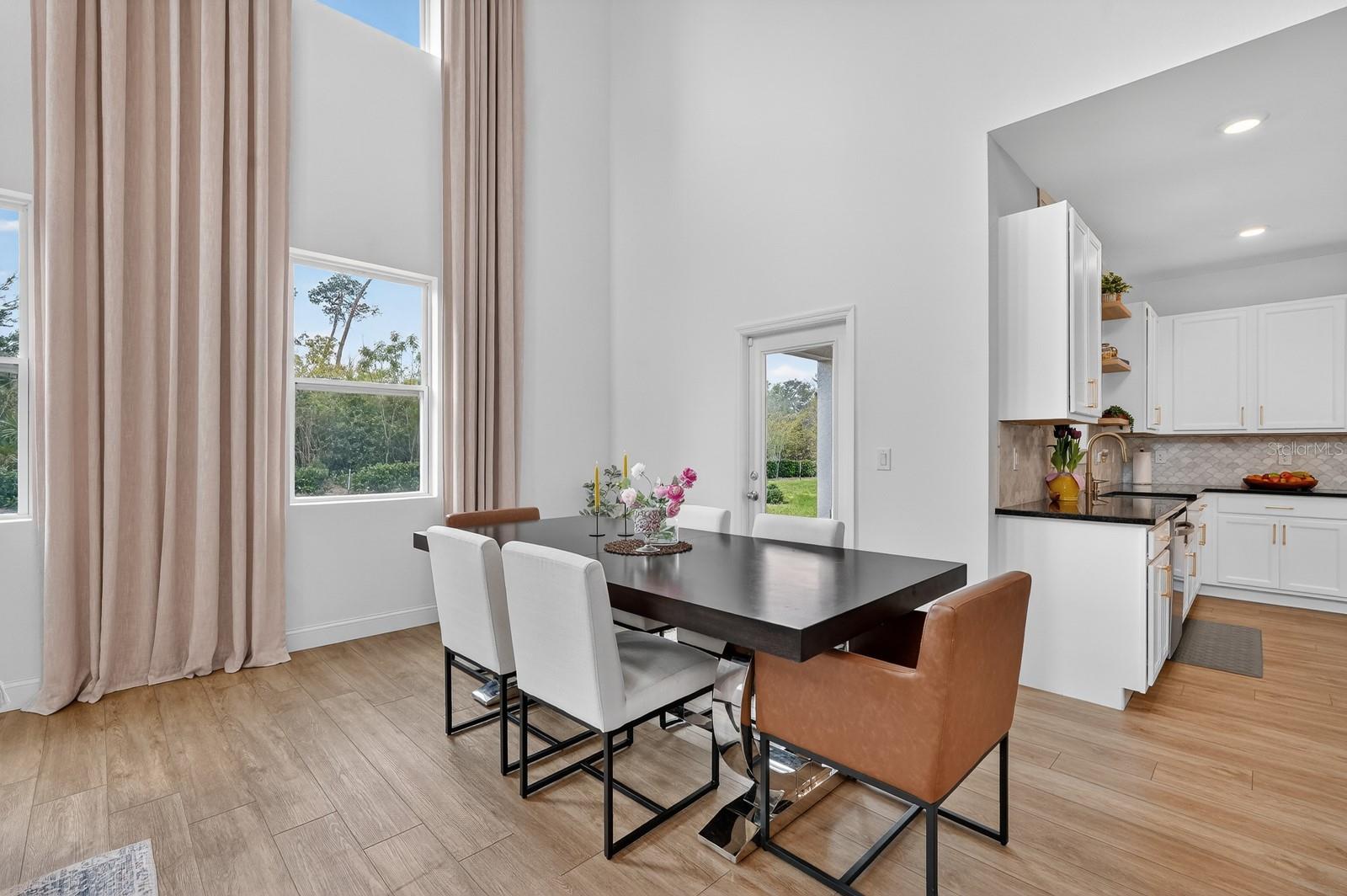 HAMPTON OAKS - Residential