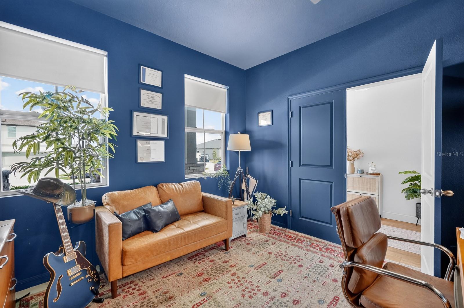 HAMPTON OAKS - Residential