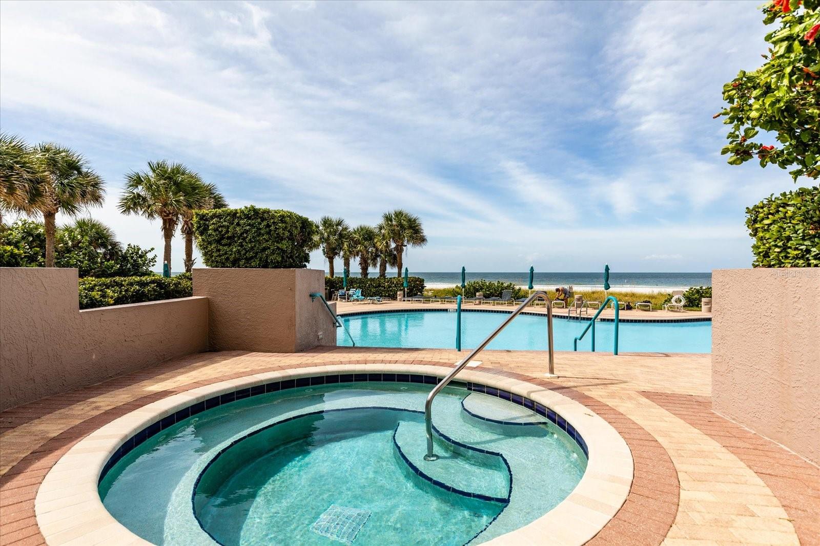 ULTIMAR TWO CONDO - Residential