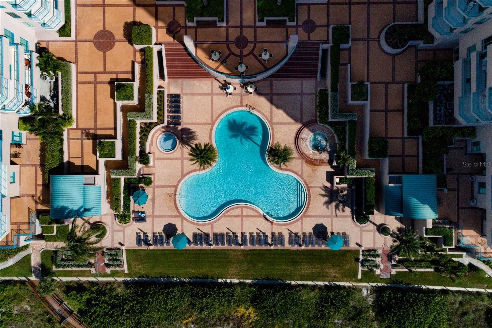 ULTIMAR TWO CONDO - Residential