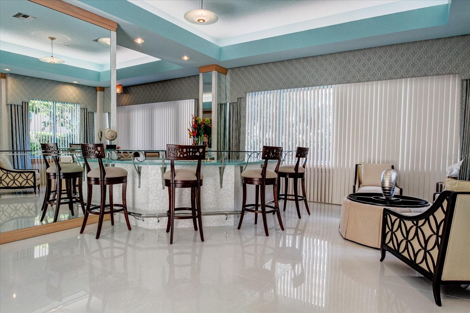 ULTIMAR TWO CONDO - Residential