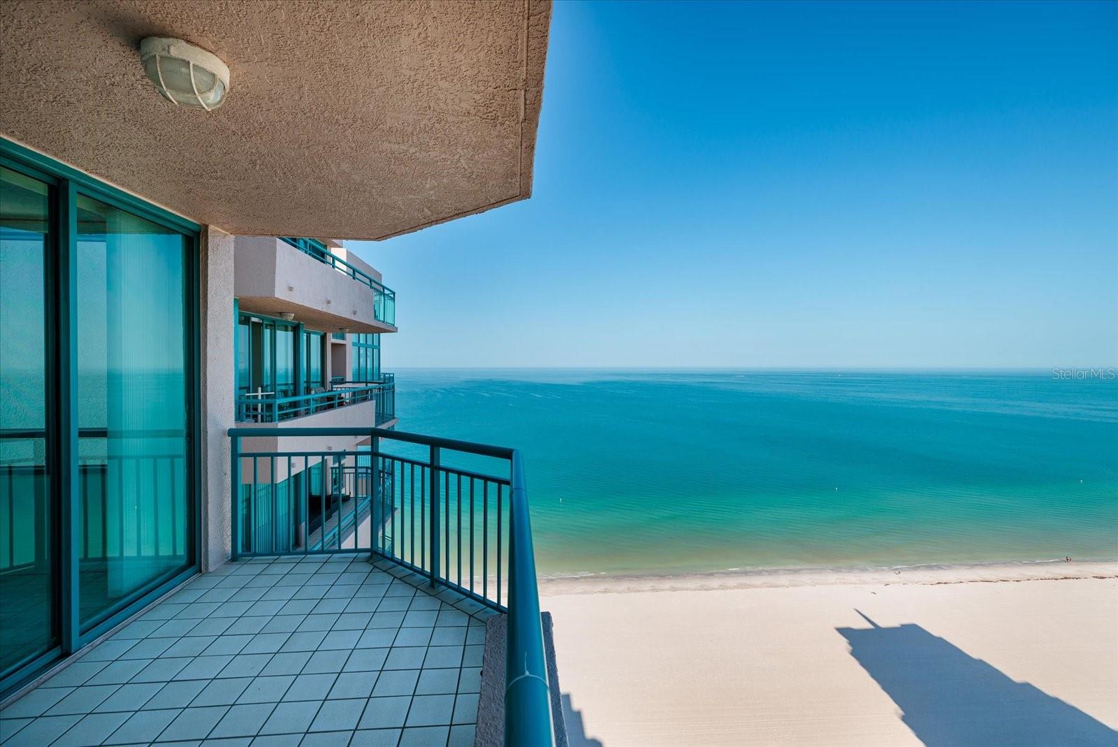 ULTIMAR TWO CONDO - Residential