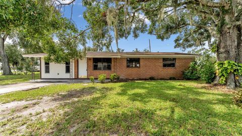 Photo of 501 Ellerbe Way, Lakeland, FL 33801 (MLS # L4956009) Photo of 501 Ellerbe Way, Lakeland, FL 33801 (MLS # L4956009)