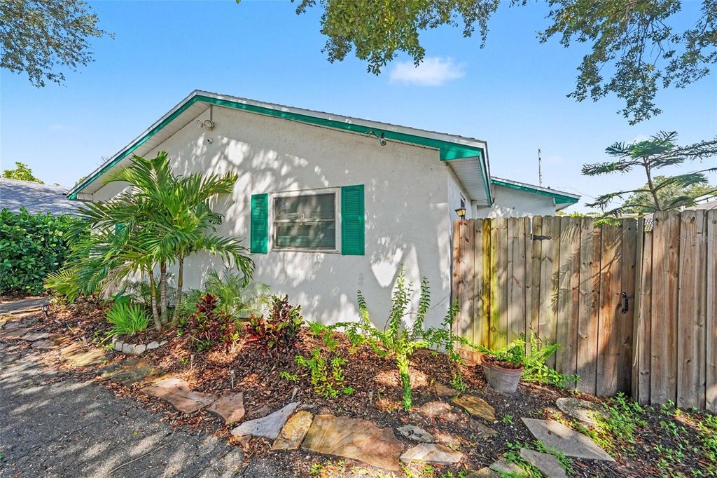 Photo of 3765 67th Avenue N #B, Pinellas Park, FL 33781 (MLS # TB8557984)
