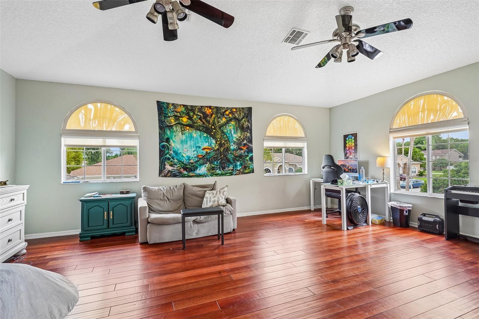 CHAPMAN LAKES PH 4 - Residential