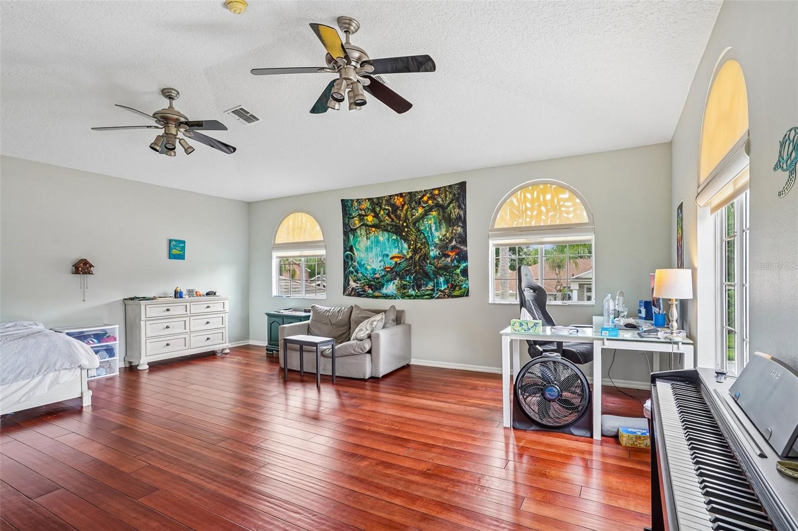 CHAPMAN LAKES PH 4 - Residential