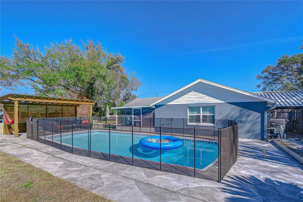 Photo of 2303 S Wiggins Road, Plant City, FL 33566 (MLS # TB8474365)