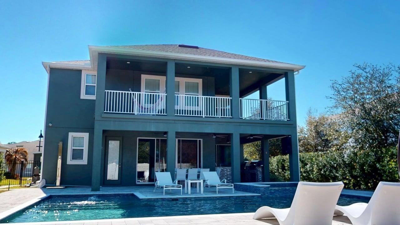 SANCTUARY/TWIN WATERS - Residential