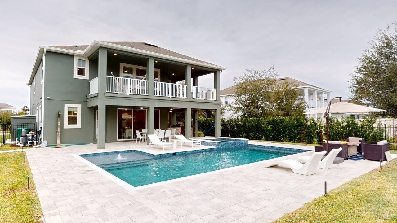 SANCTUARY/TWIN WATERS - Residential