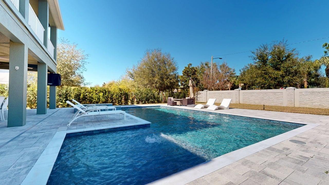 SANCTUARY/TWIN WATERS - Residential