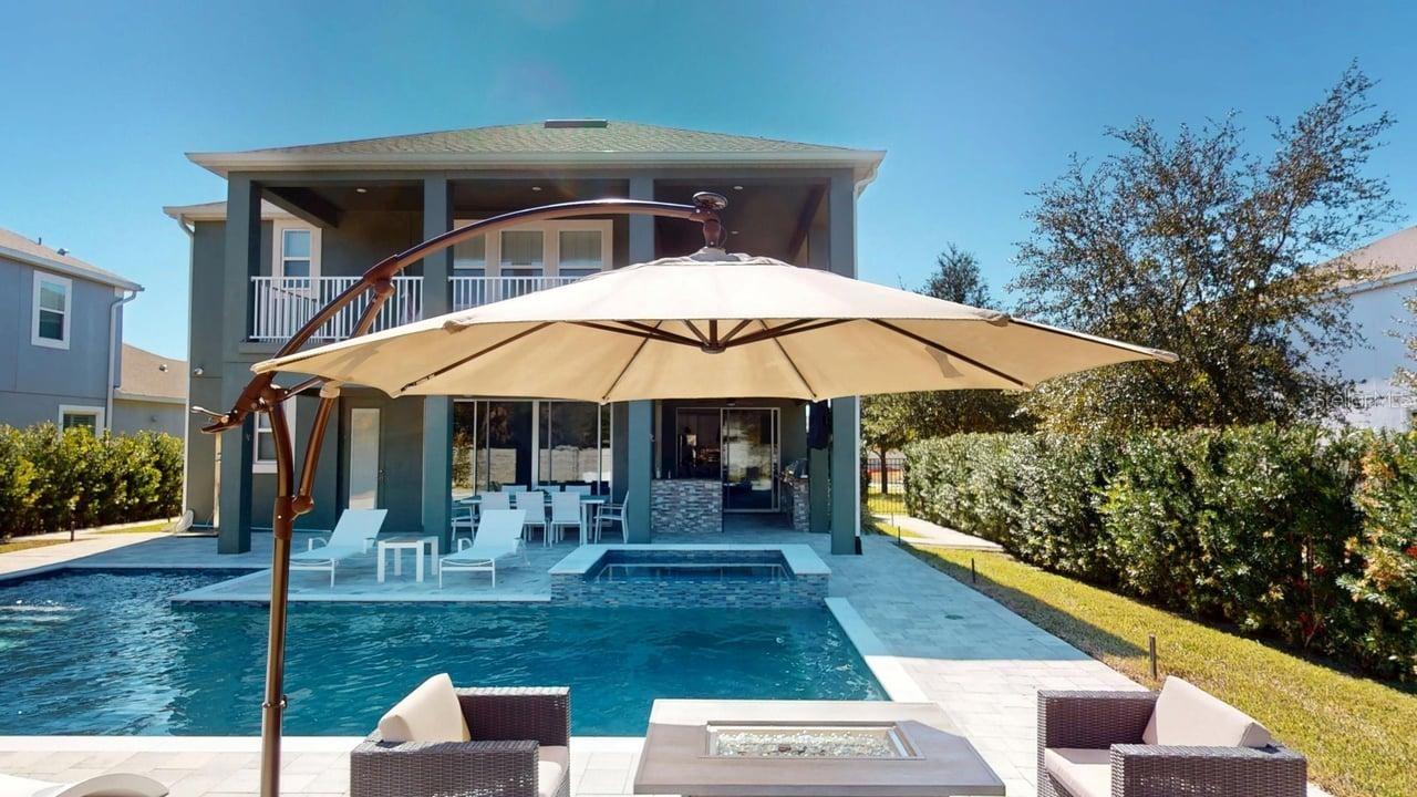 SANCTUARY/TWIN WATERS - Residential