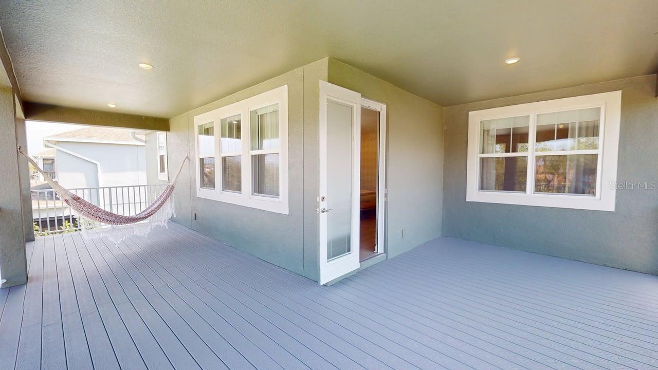 SANCTUARY/TWIN WATERS - Residential