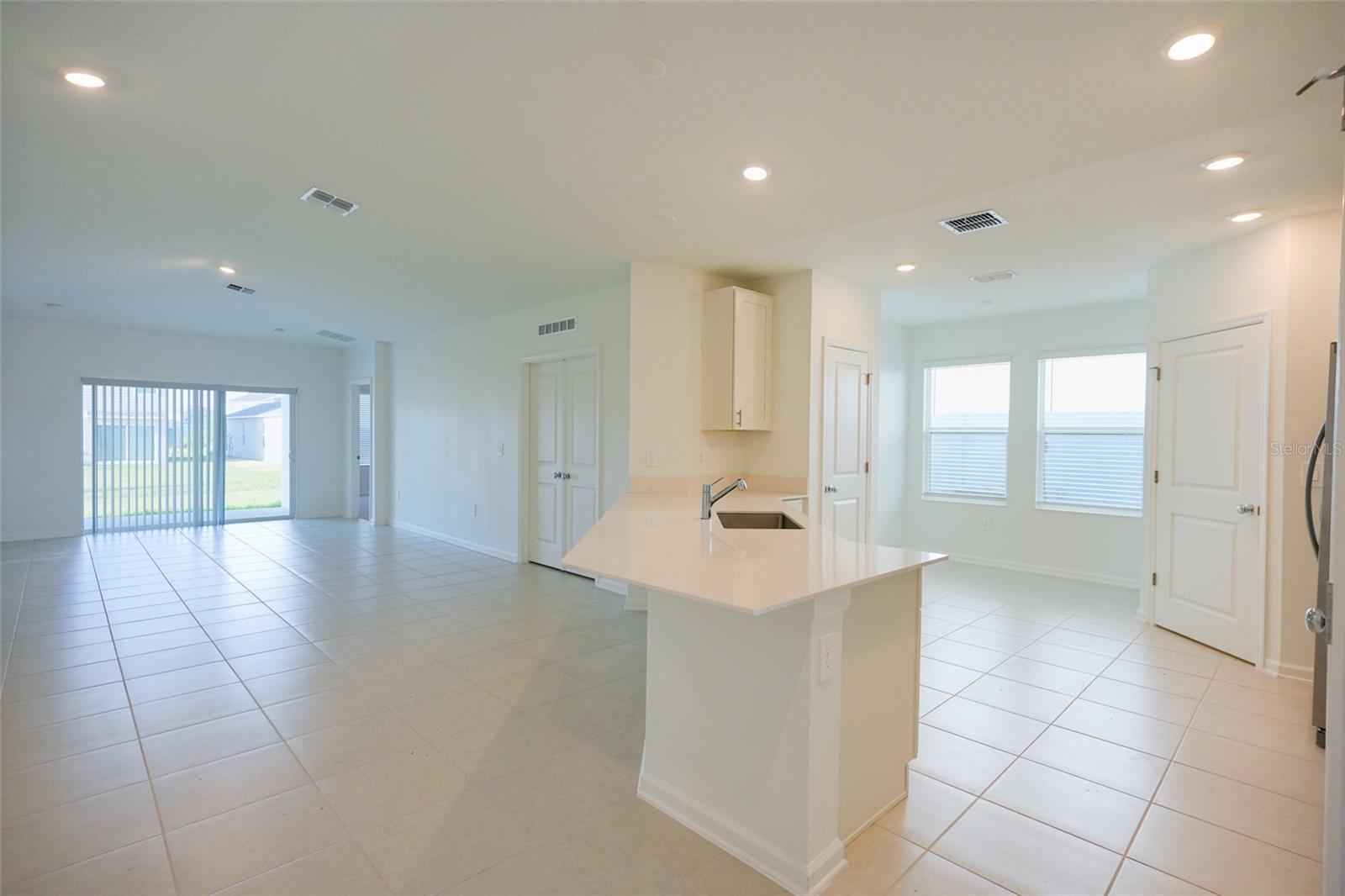 WESTVIEW POD B NEIGHBORHOOD 2A & 2B PH 1 - Residential Lease