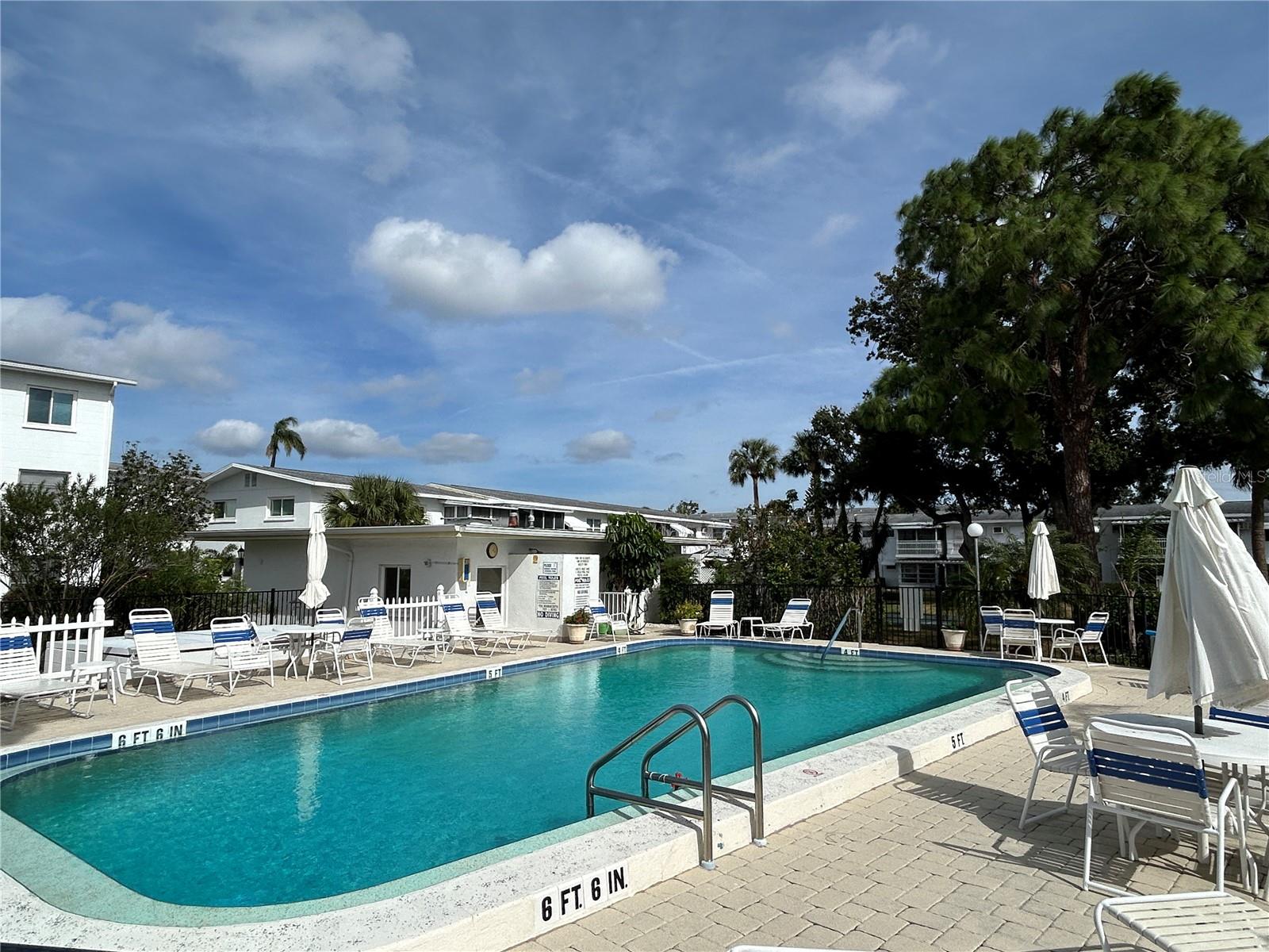 BAYSHORE GARDENS APTS 5 - Residential