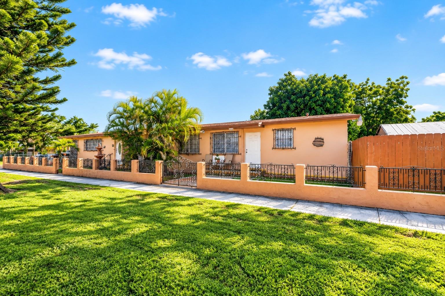 500 E 40TH STREET